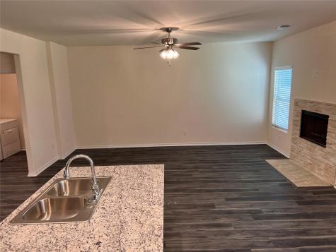 716 E 5th Street Bonham TX 75418
