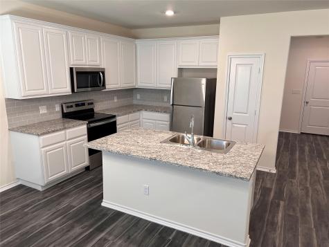 716 E 5th Street Bonham TX 75418