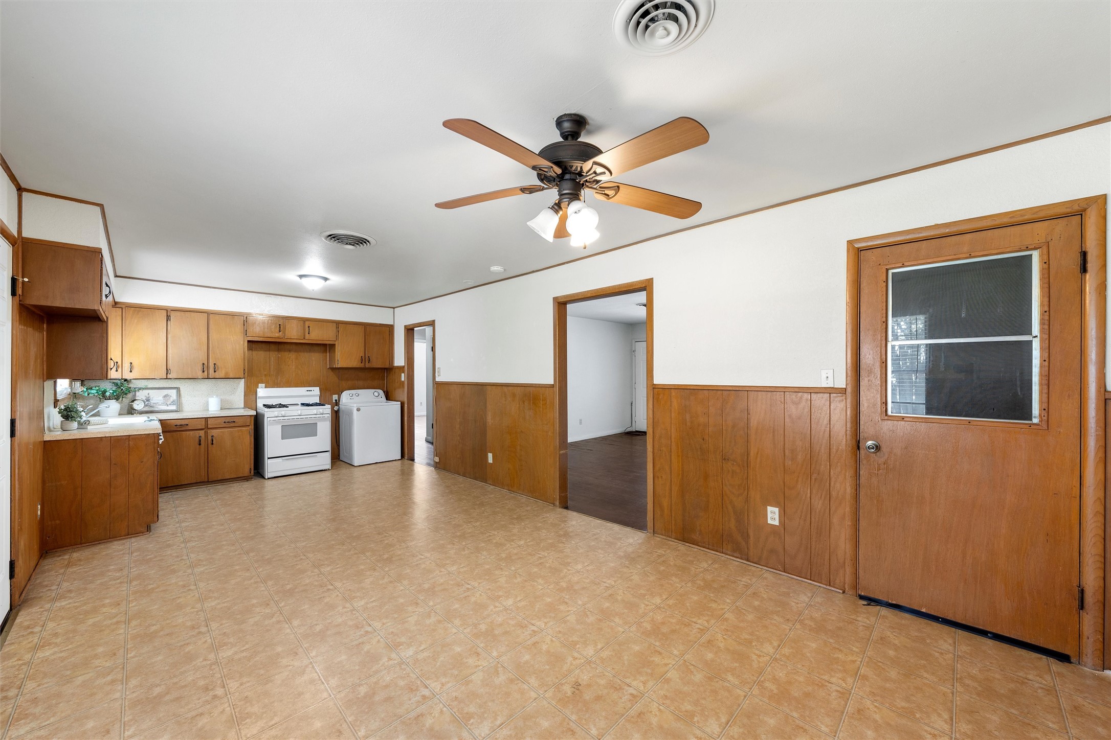 1107 N 66th Street Waco TX 76710