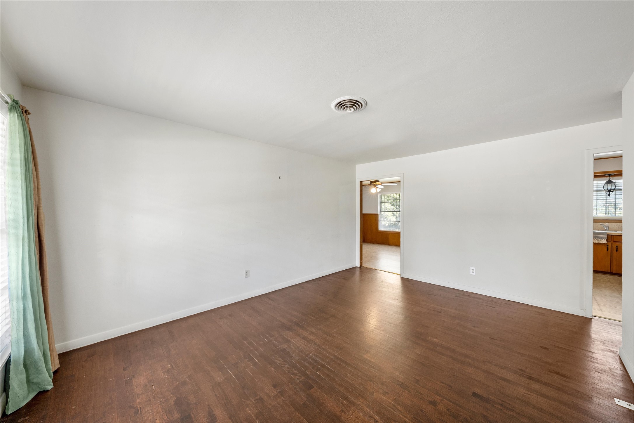 1107 N 66th Street Waco TX 76710