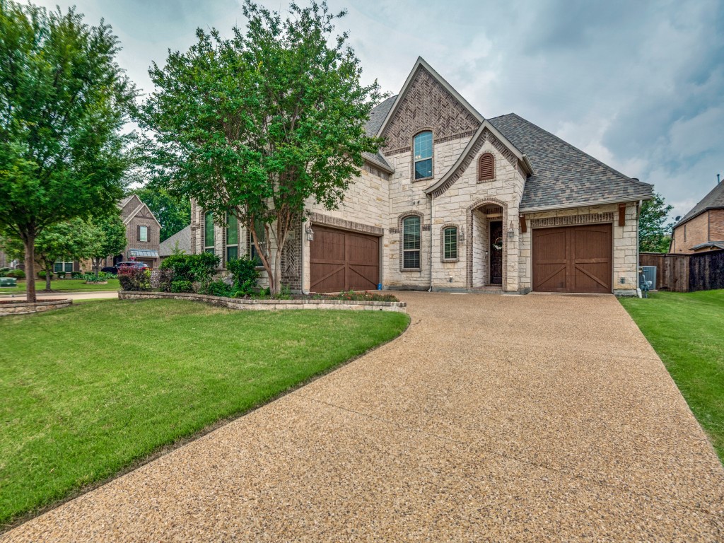701 Mcgill Court Mansfield TX 76063