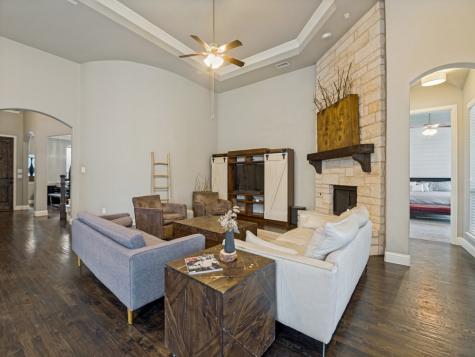 701 Mcgill Court Mansfield TX 76063
