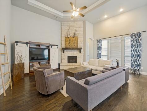 701 Mcgill Court Mansfield TX 76063