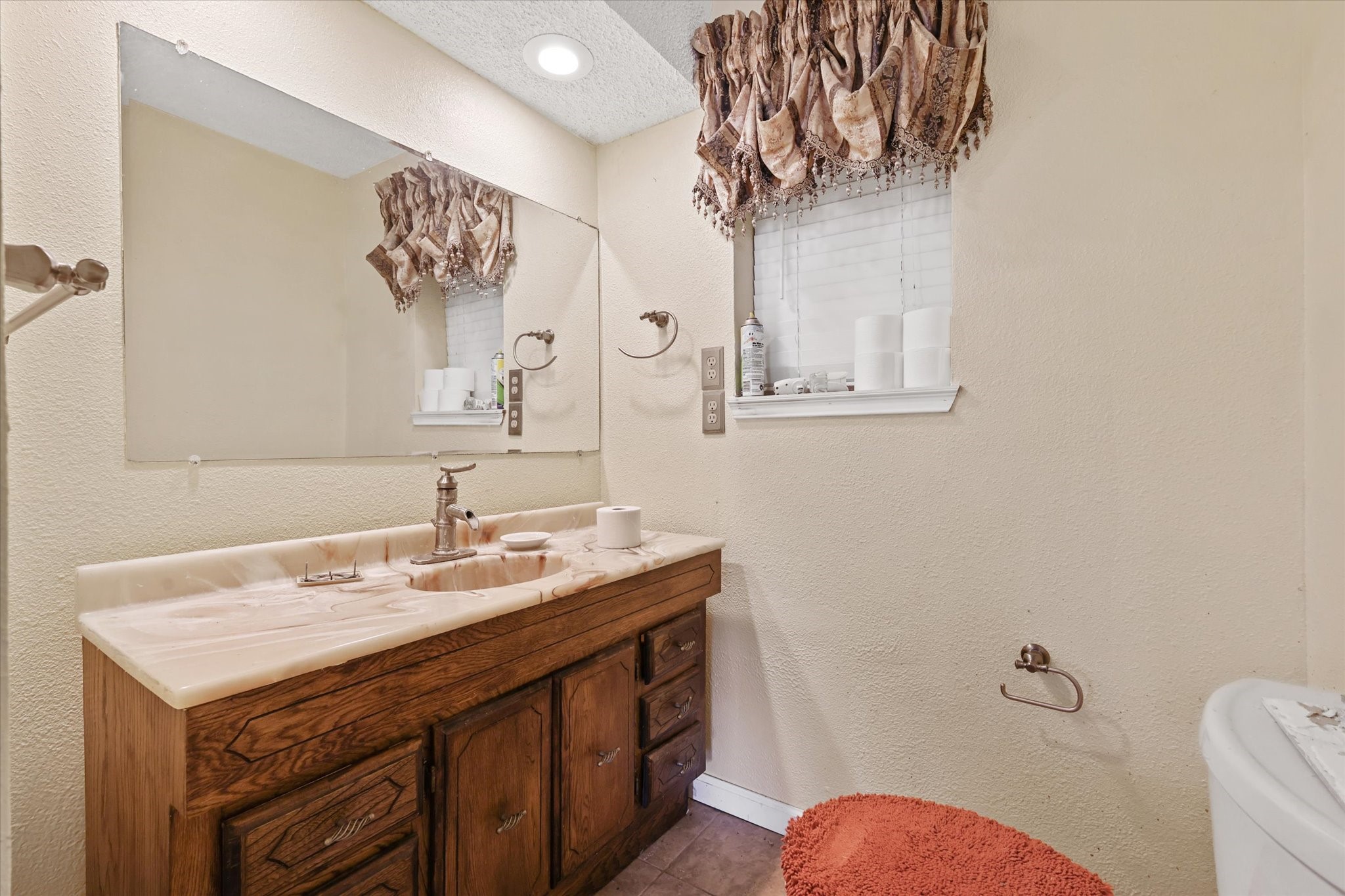 531 Private Road 4721 Rhome TX 76078