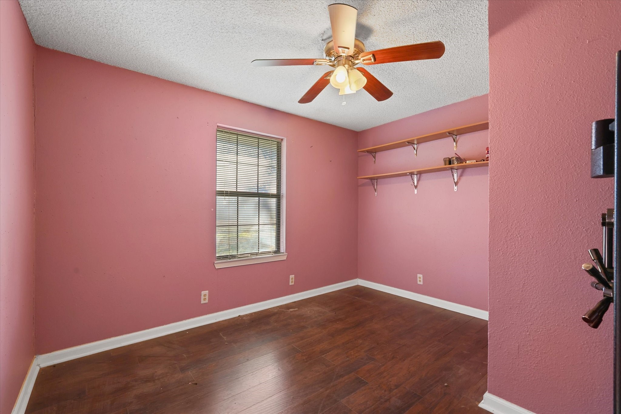 531 Private Road 4721 Rhome TX 76078