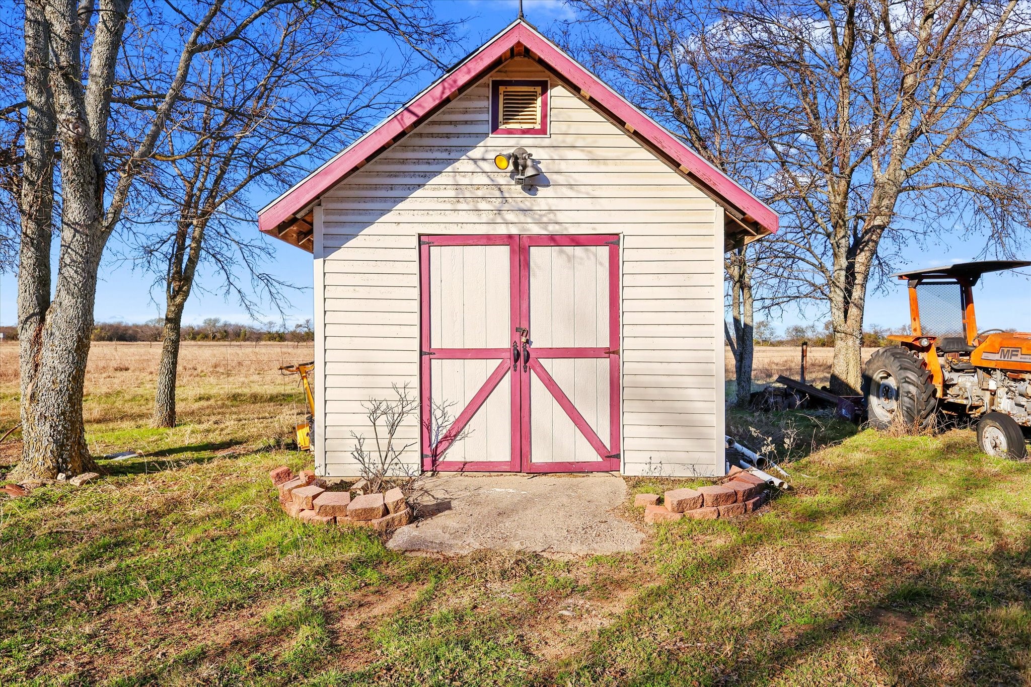 531 Private Road 4721 Rhome TX 76078