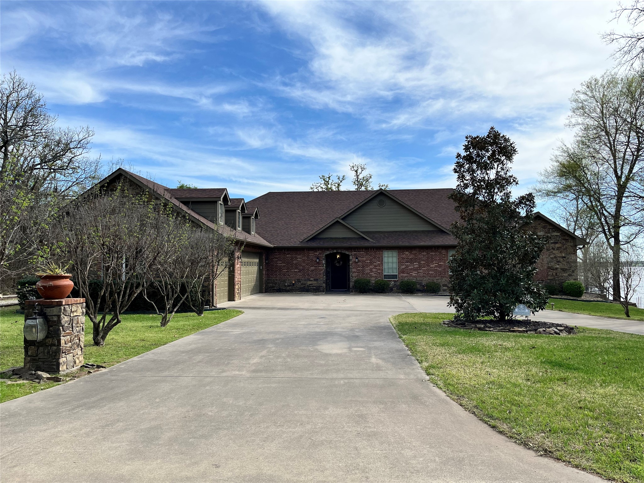 1255 County Road 3400 Emory TX 75440