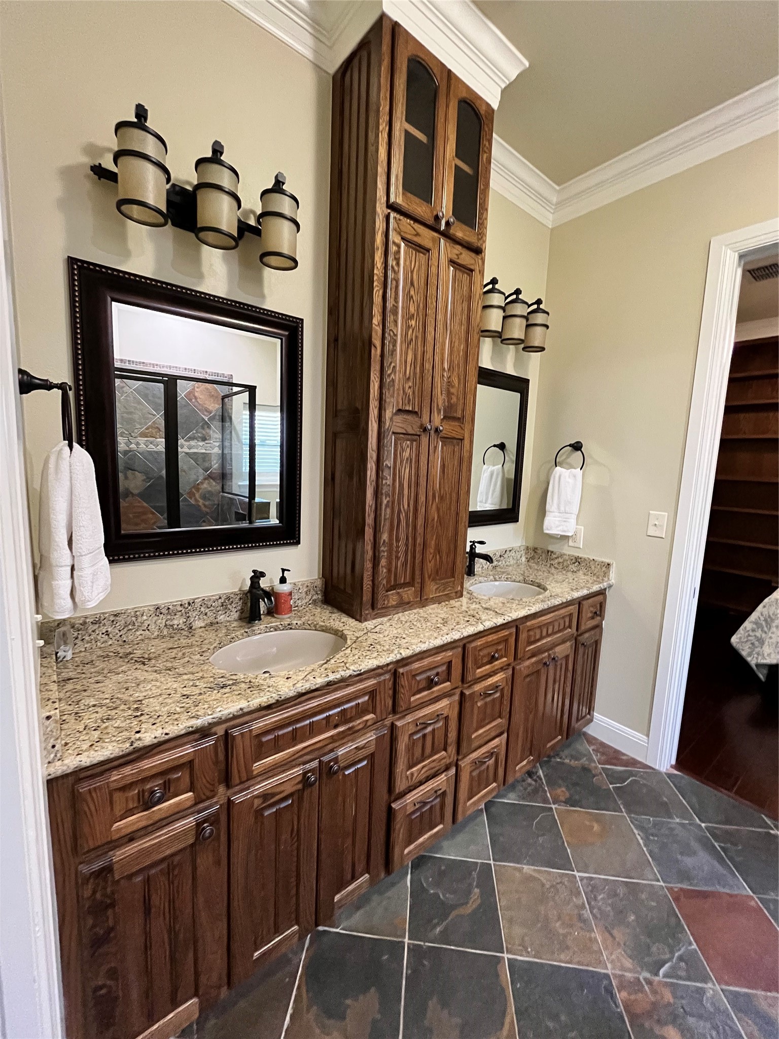 1255 County Road 3400 Emory TX 75440