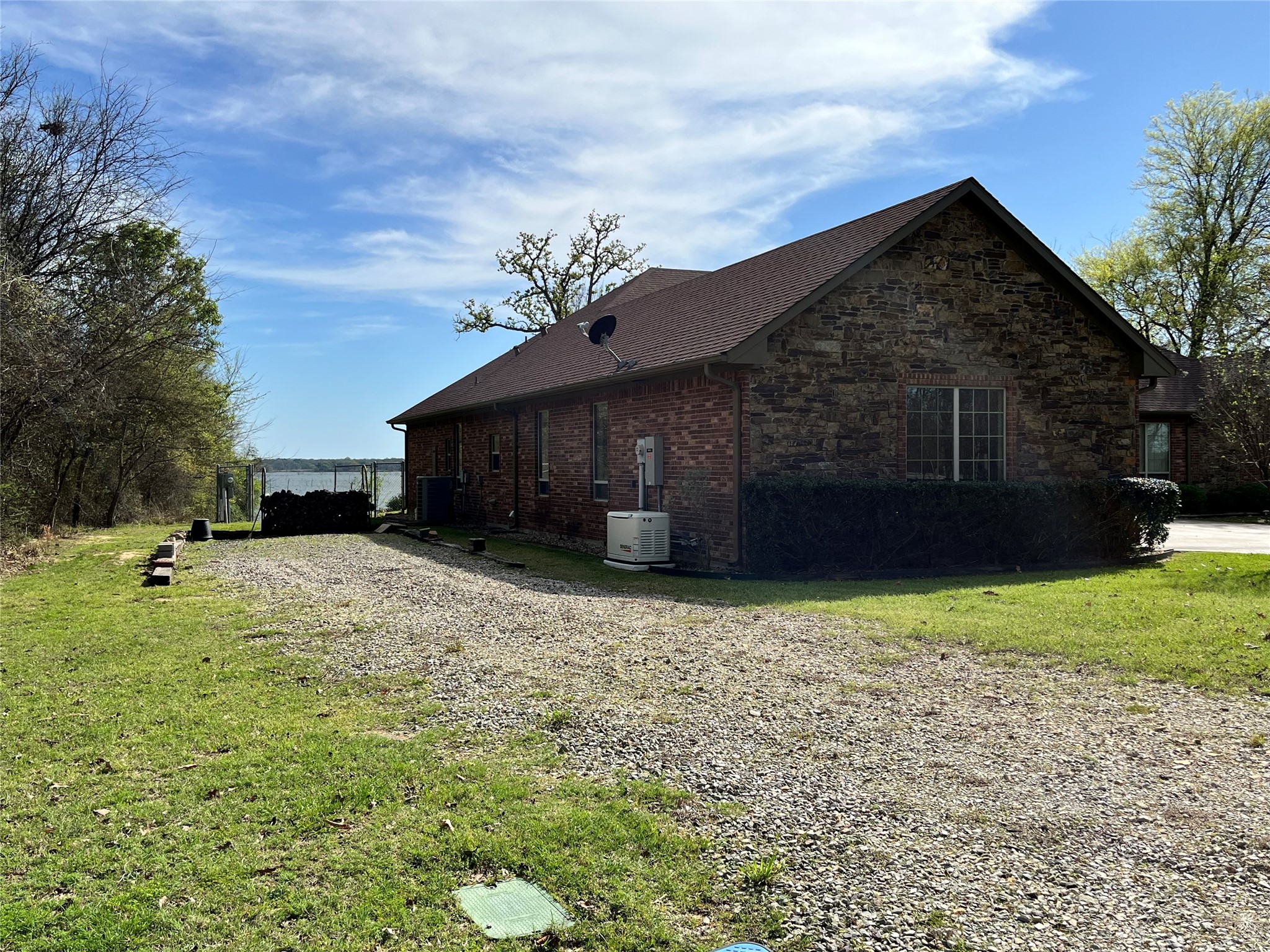 1255 County Road 3400 Emory TX 75440