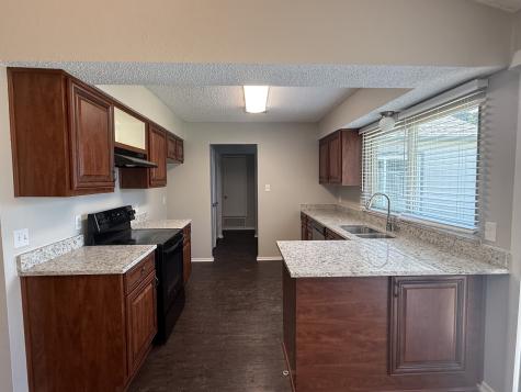 1702 Crimson Court Arlington TX 76018