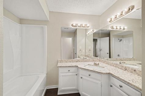 1702 Crimson Court Arlington TX 76018
