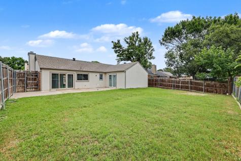 1702 Crimson Court Arlington TX 76018