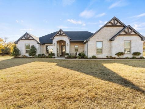 3810 Legend Trail Granbury TX 76049