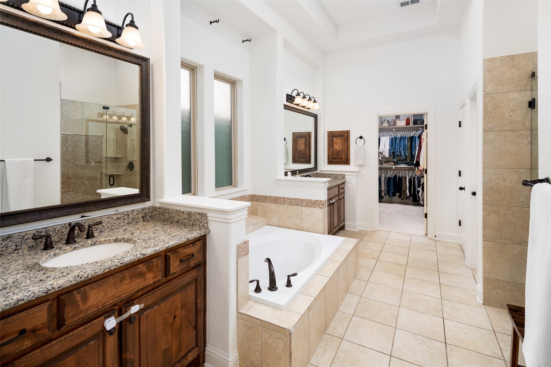 18203 Brighton Green Dallas TX 75252