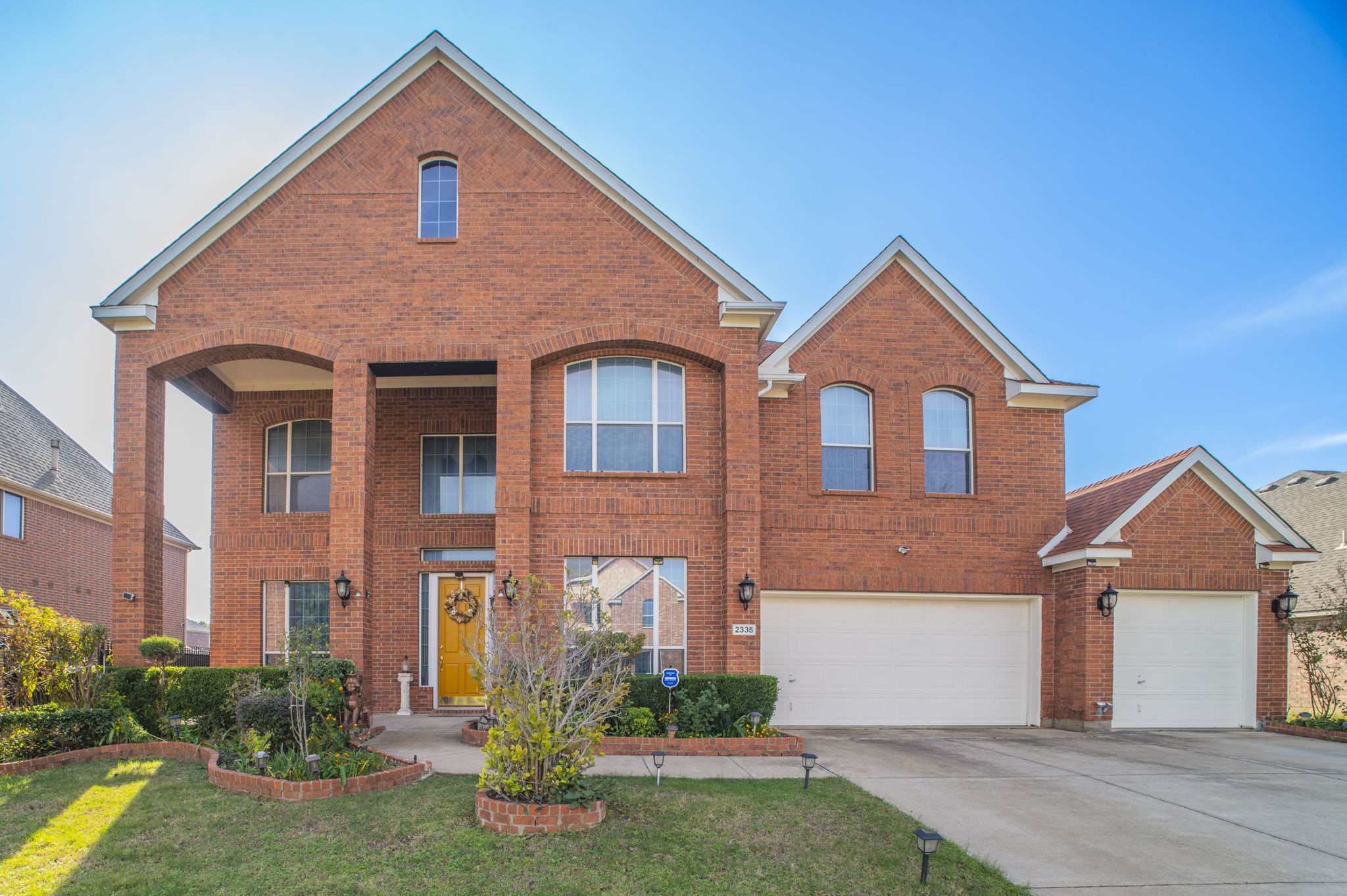 2335 Shackleford Trail Grand Prairie TX 75052