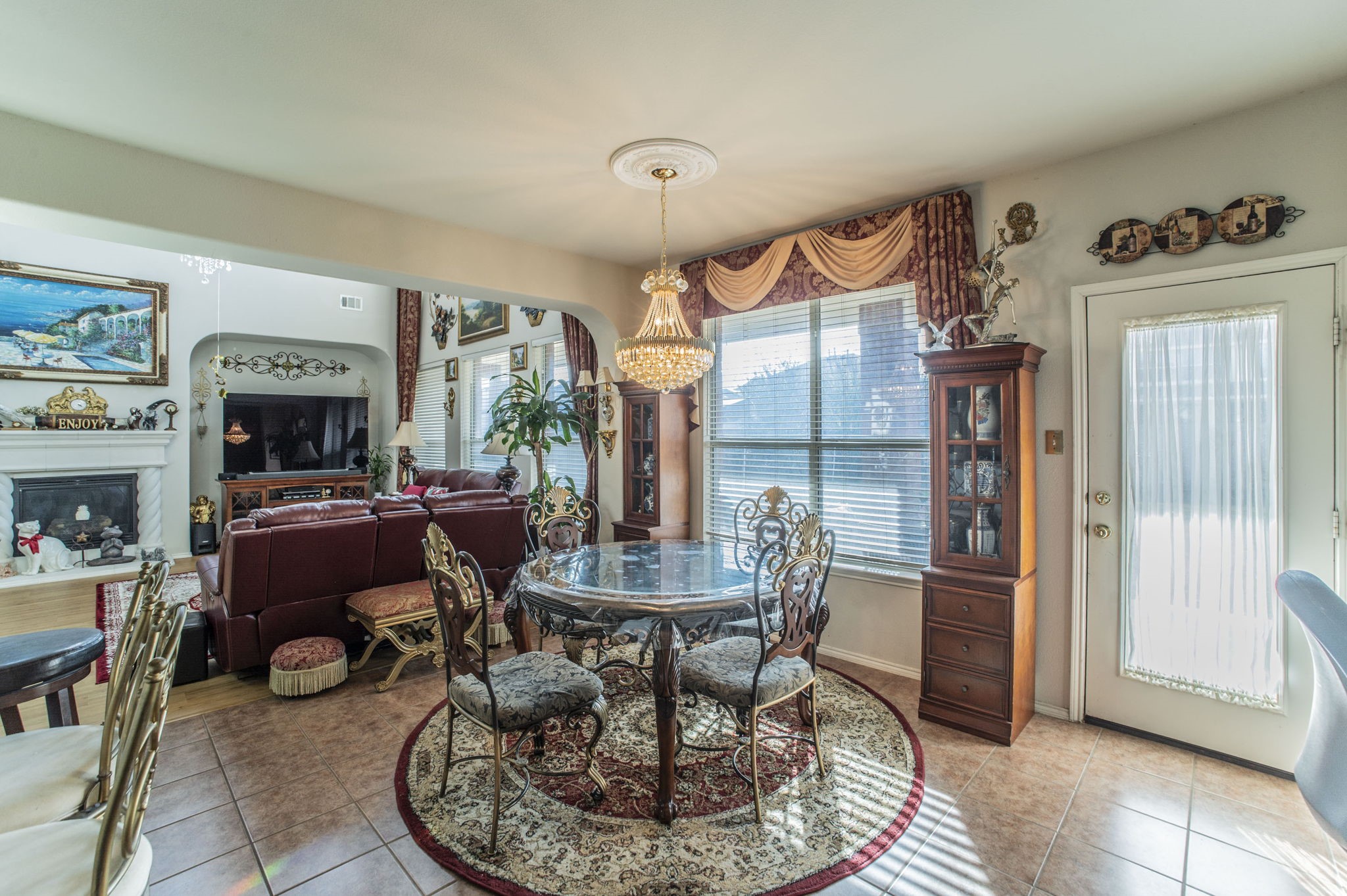 2335 Shackleford Trail Grand Prairie TX 75052