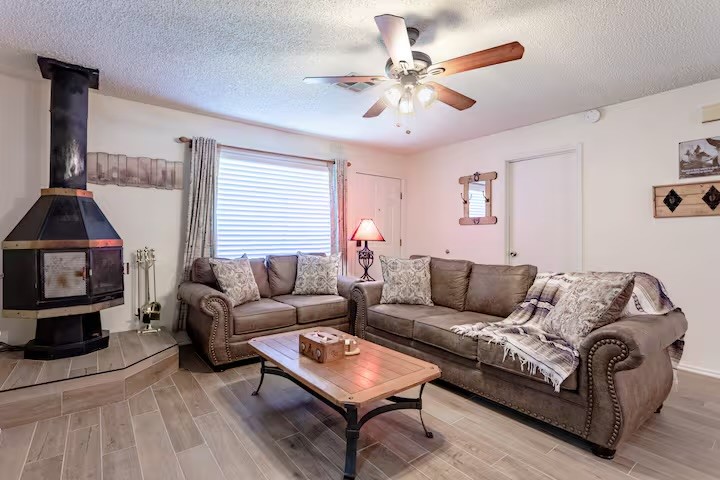 107 Camino Del Rosas Woodway TX 76712