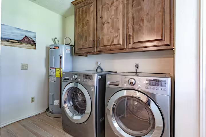 107 Camino Del Rosas Woodway TX 76712