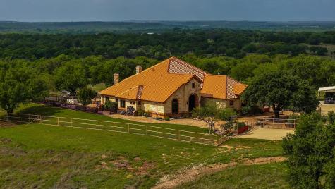587 County Road 105 Hamilton TX 76531