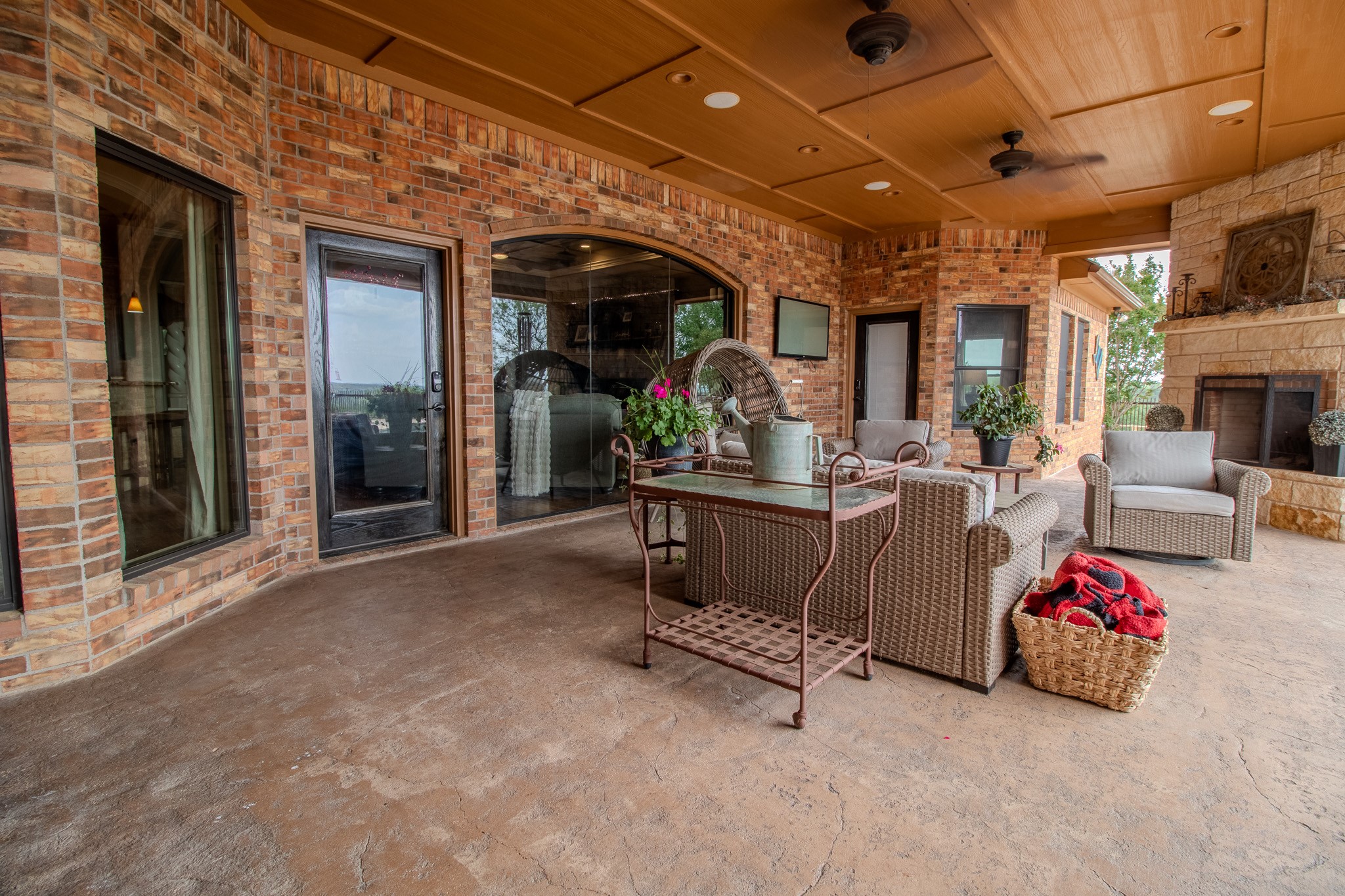 587 County Road 105 Hamilton TX 76531