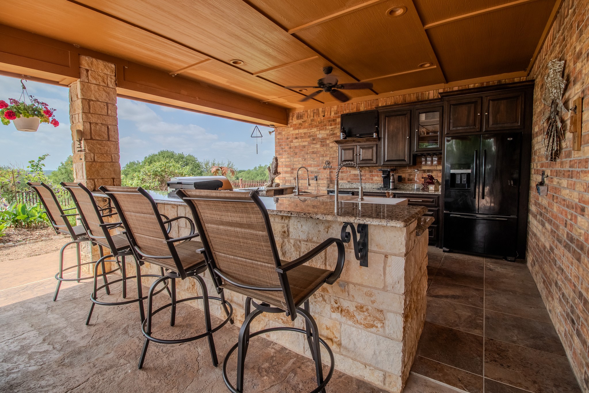 587 County Road 105 Hamilton TX 76531