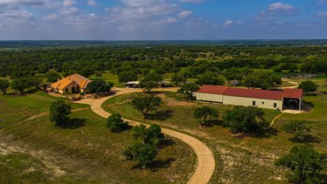587 County Road 105 Hamilton TX 76531