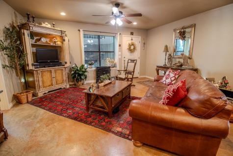 587 County Road 105 Hamilton TX 76531