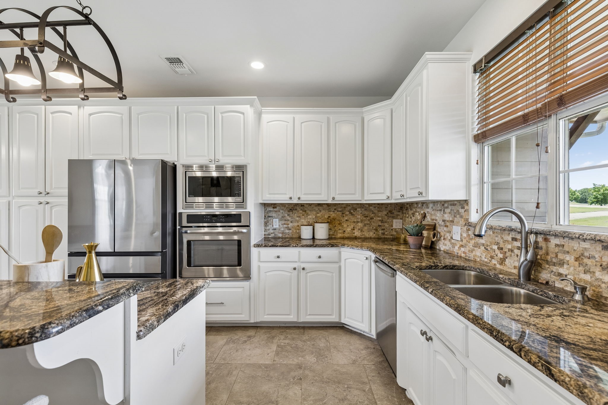117 Galvan Lane Van Alstyne TX 75495