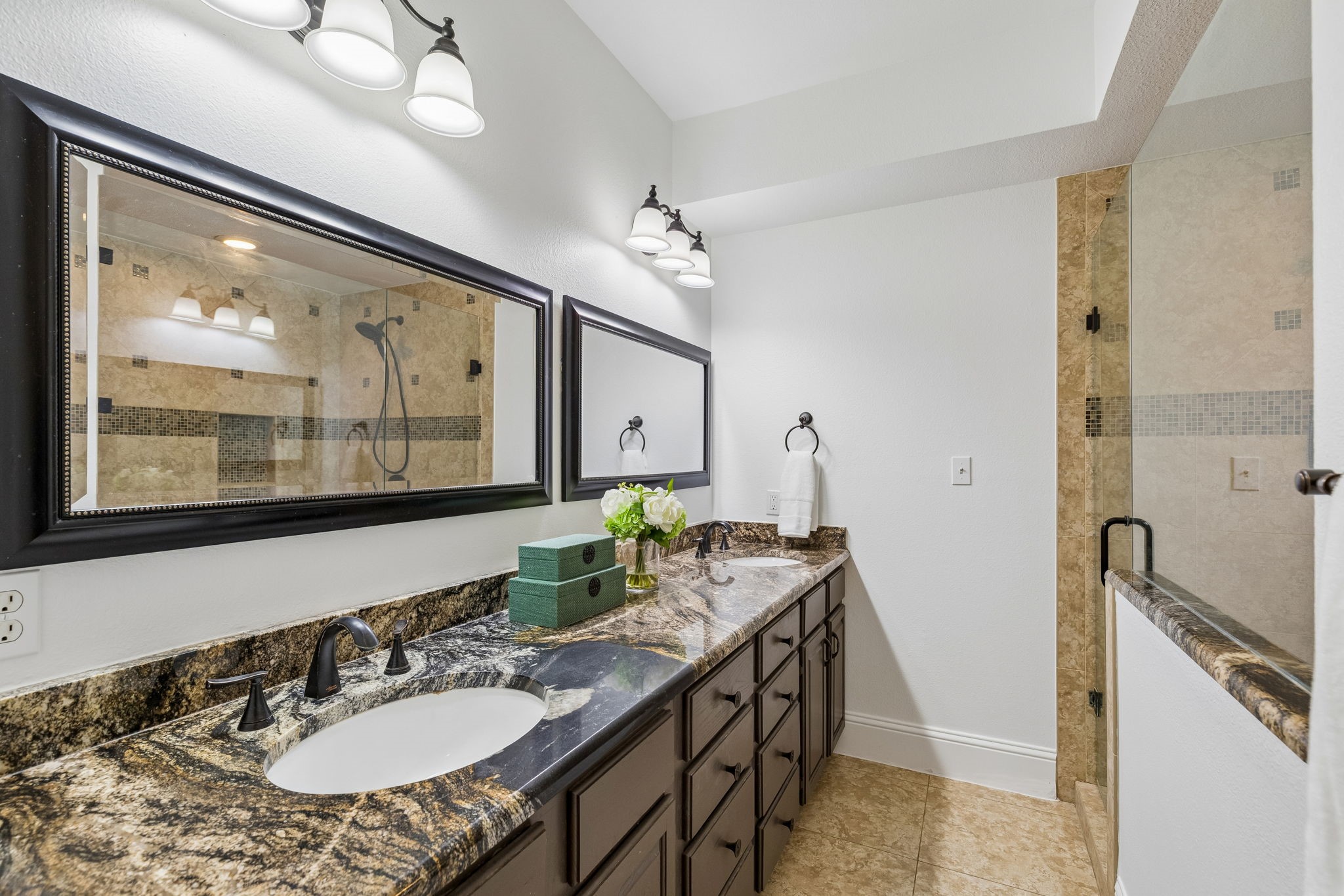 117 Galvan Lane Van Alstyne TX 75495