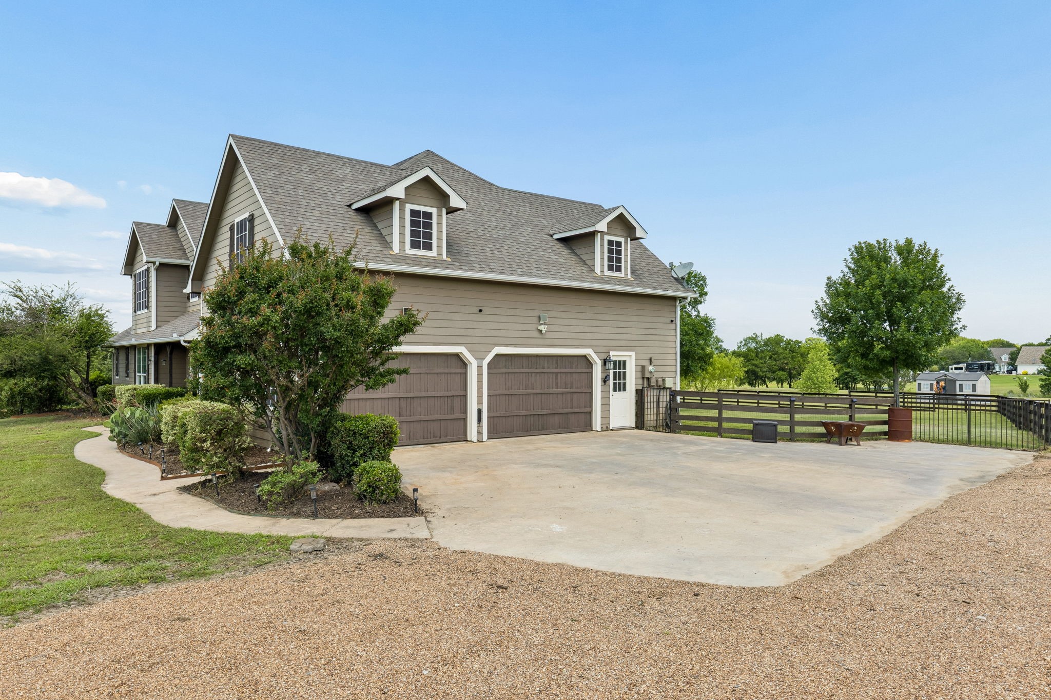117 Galvan Lane Van Alstyne TX 75495