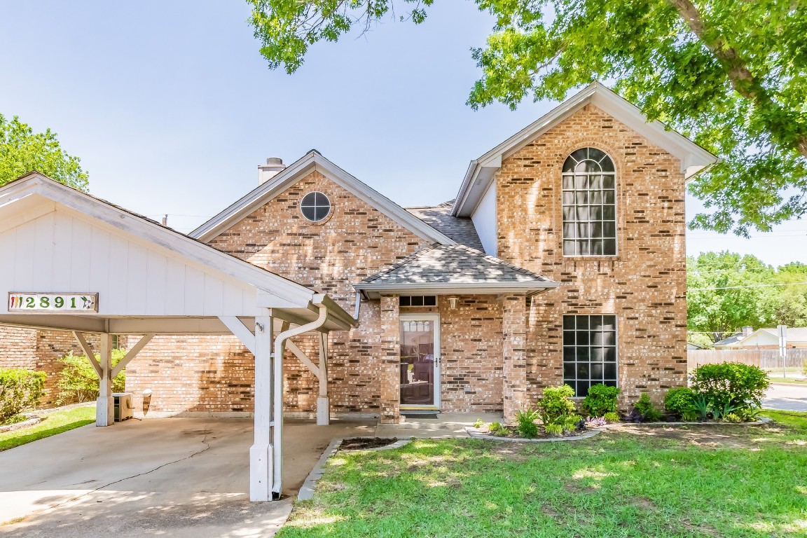2891 Inniswood Circle Arlington TX 76015
