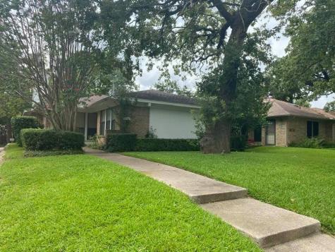 1419 Hampton Road Grapevine TX 76051