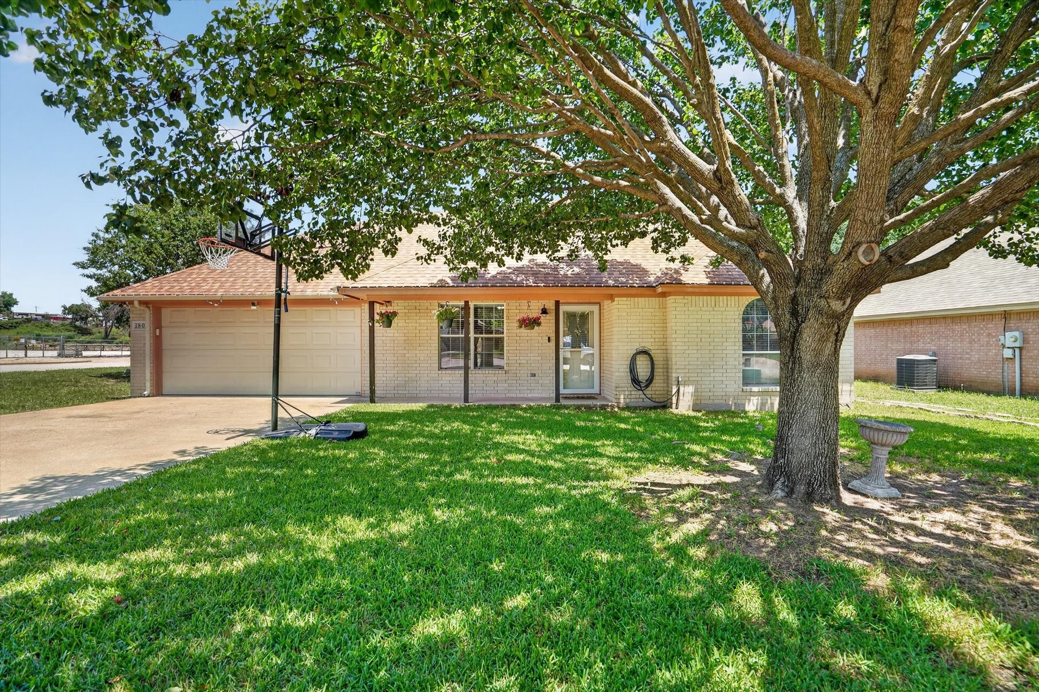 1801 Rayna Drive Weatherford TX 76086