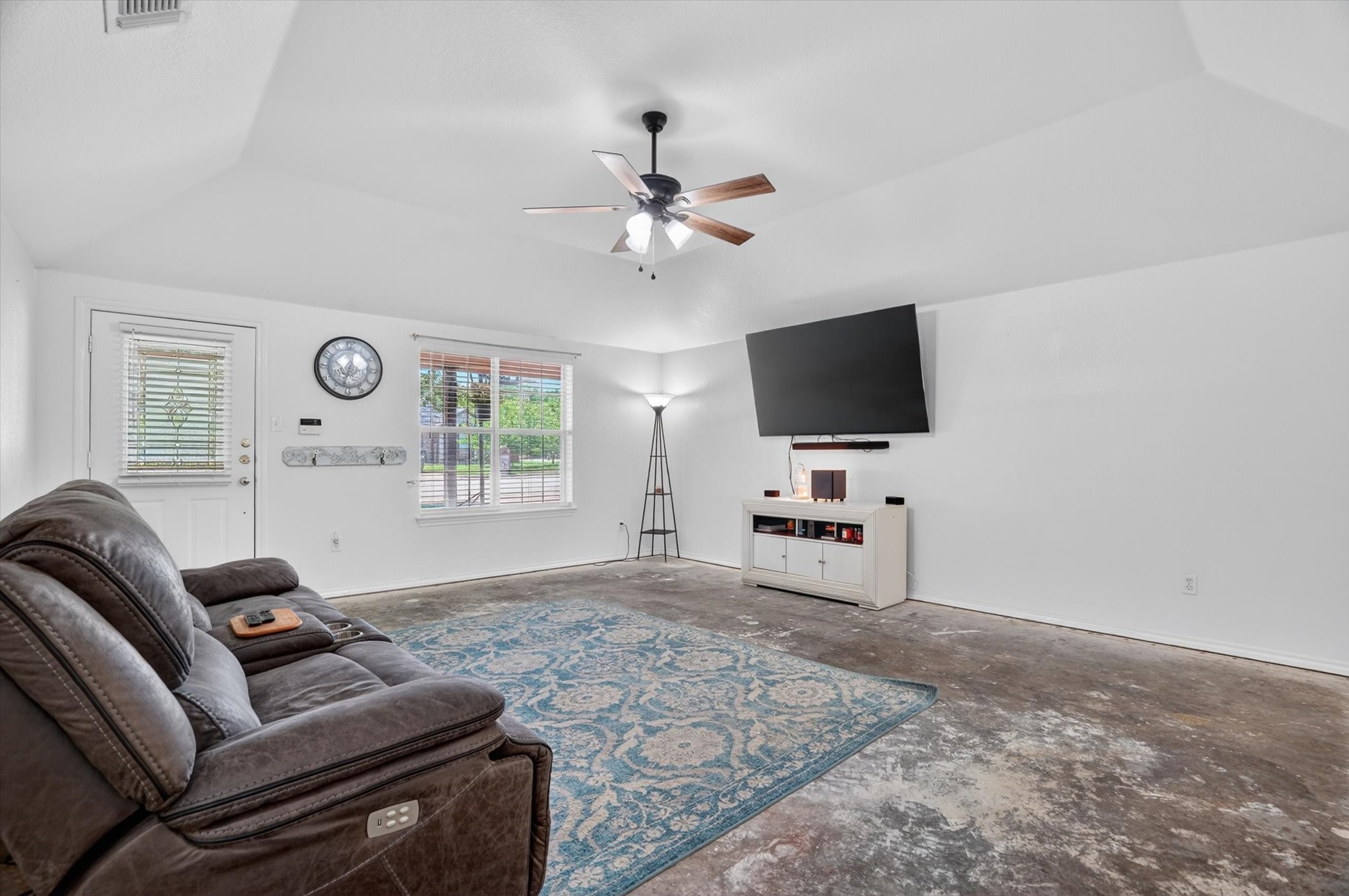 1801 Rayna Drive Weatherford TX 76086