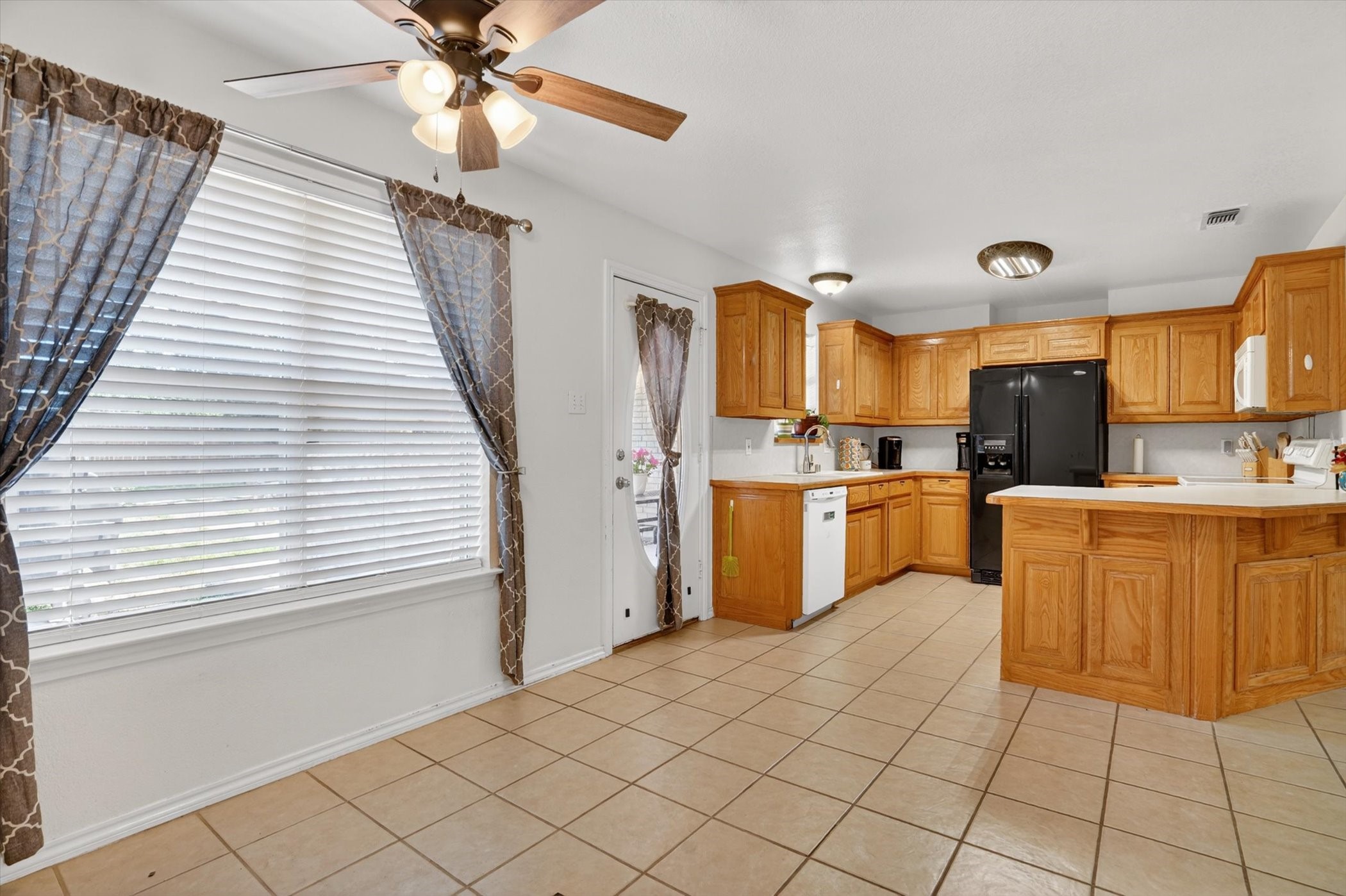 1801 Rayna Drive Weatherford TX 76086