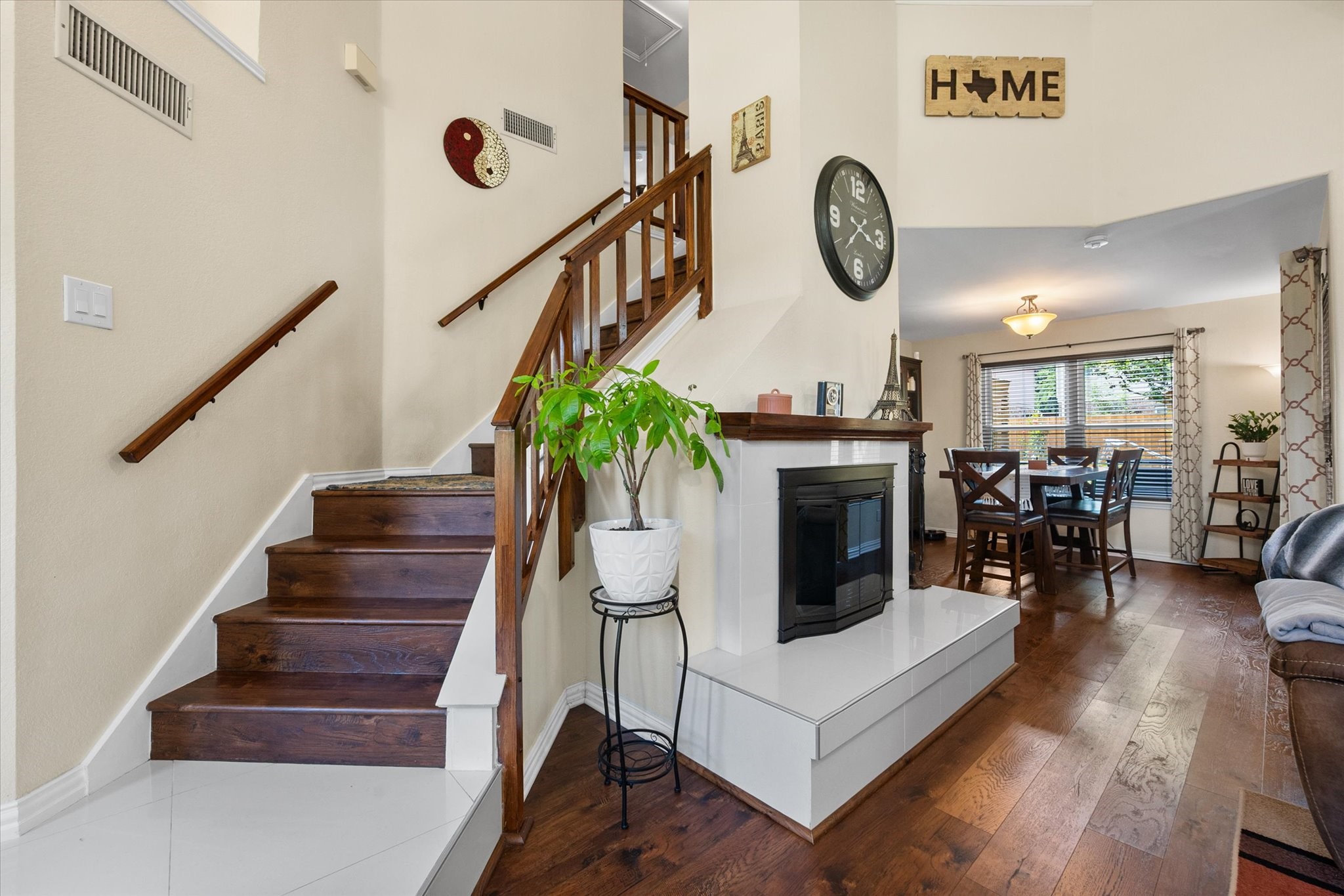 2404 Bennington Drive Arlington TX 76018