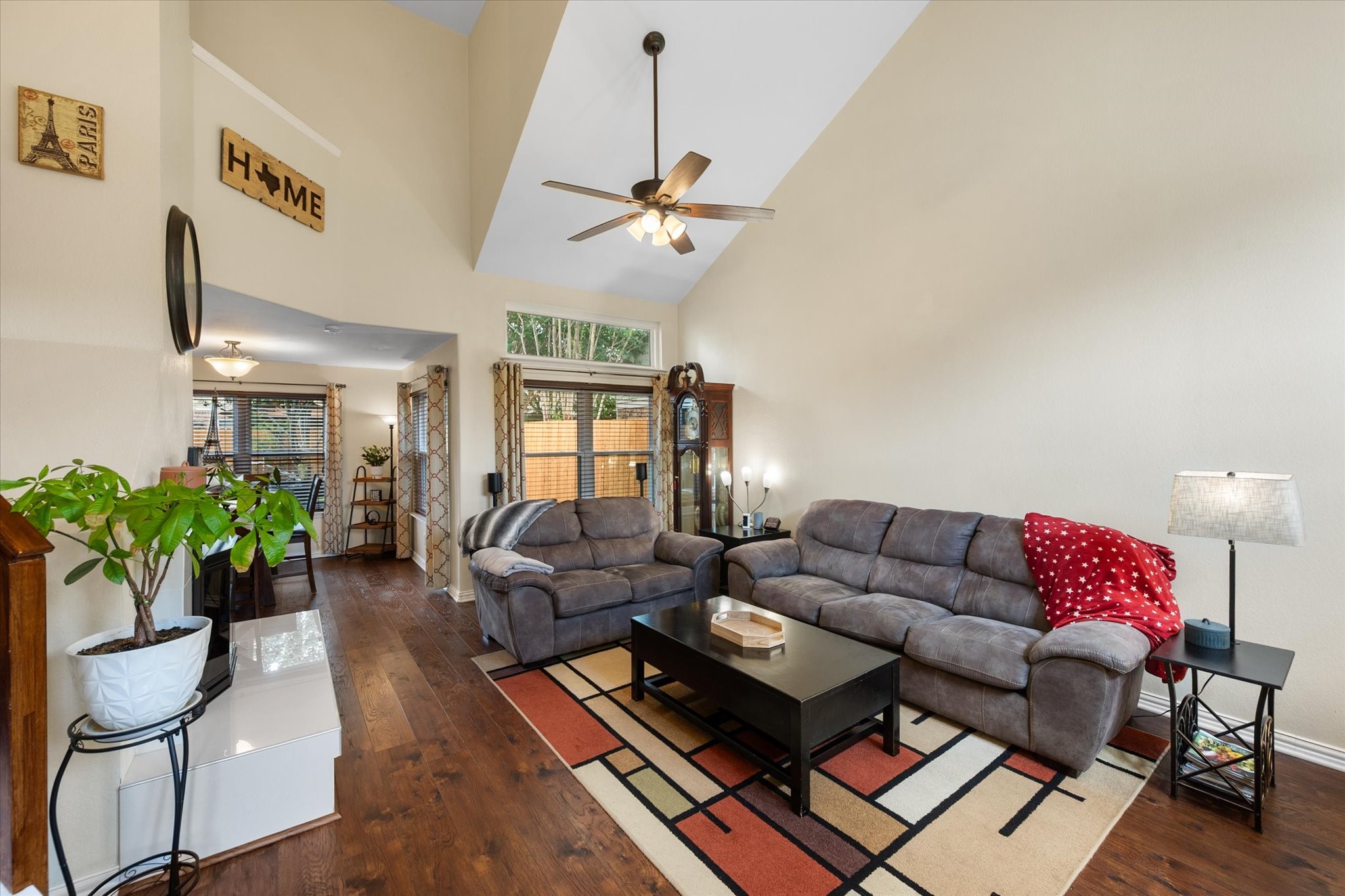 2404 Bennington Drive Arlington TX 76018
