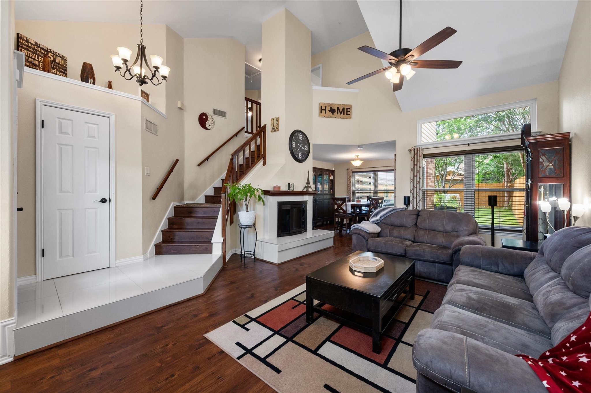 2404 Bennington Drive Arlington TX 76018