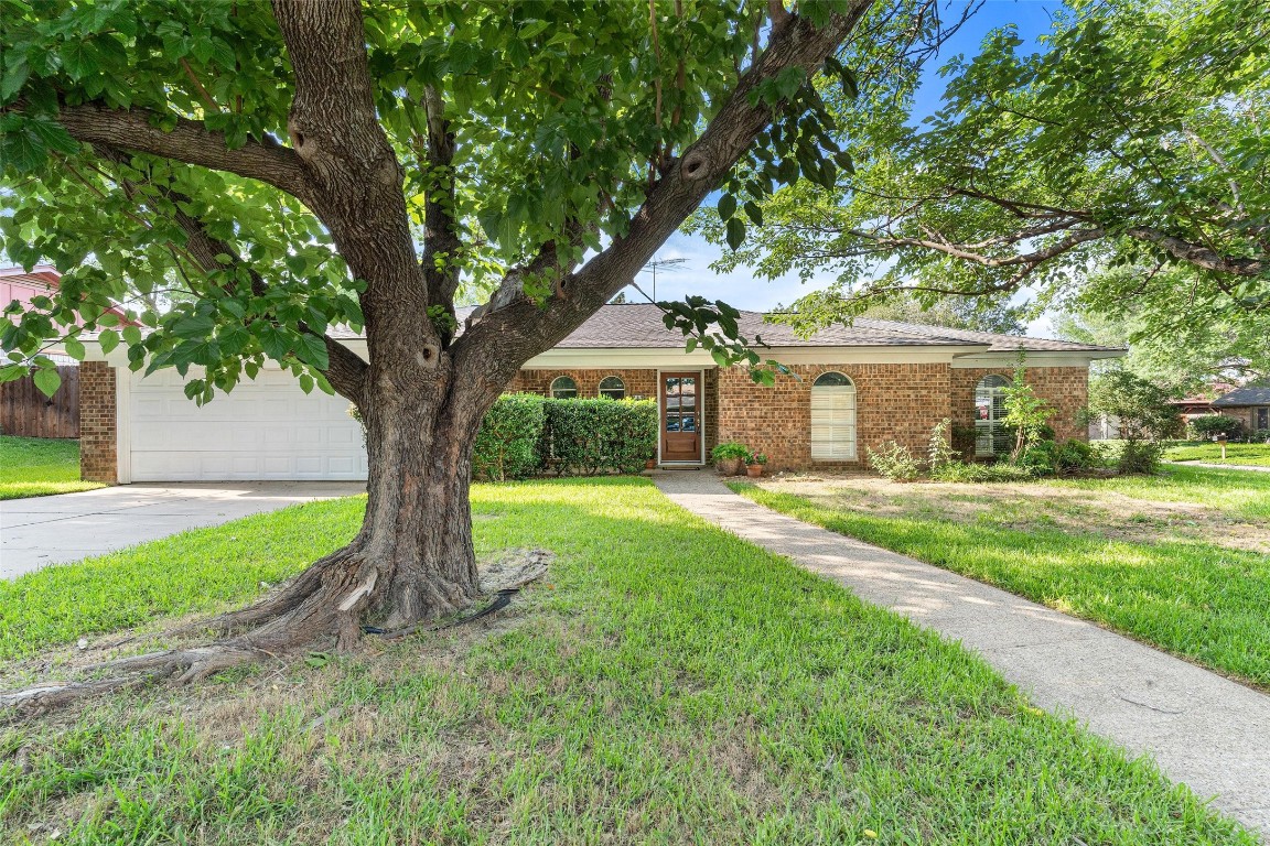 849 San Marcos Lane Bedford TX 76021