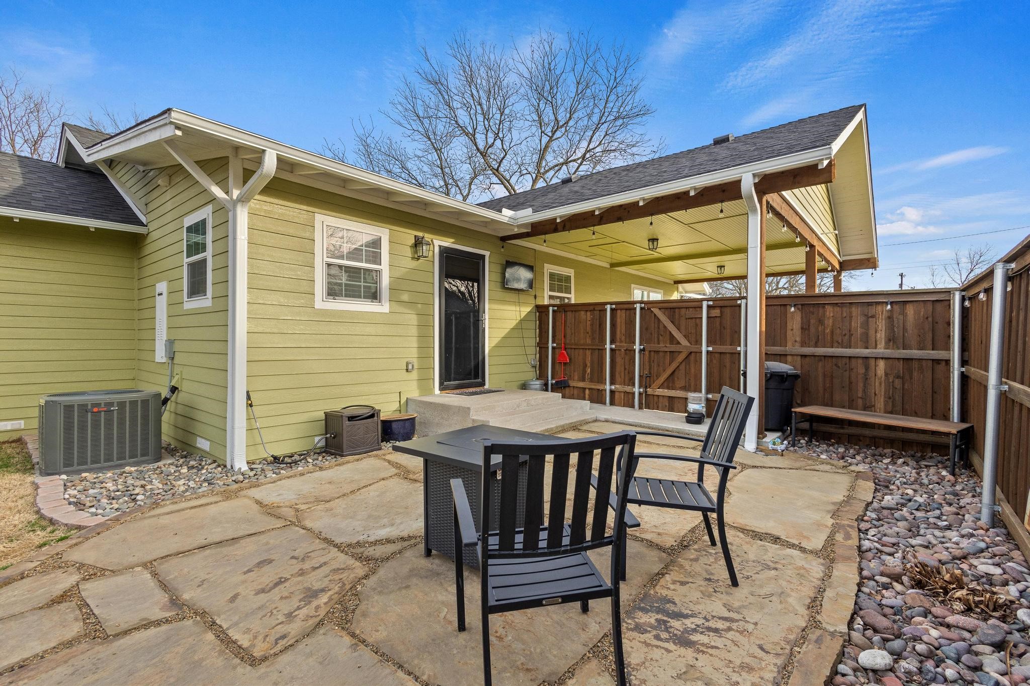 110 E Houston Street Leonard TX 75452