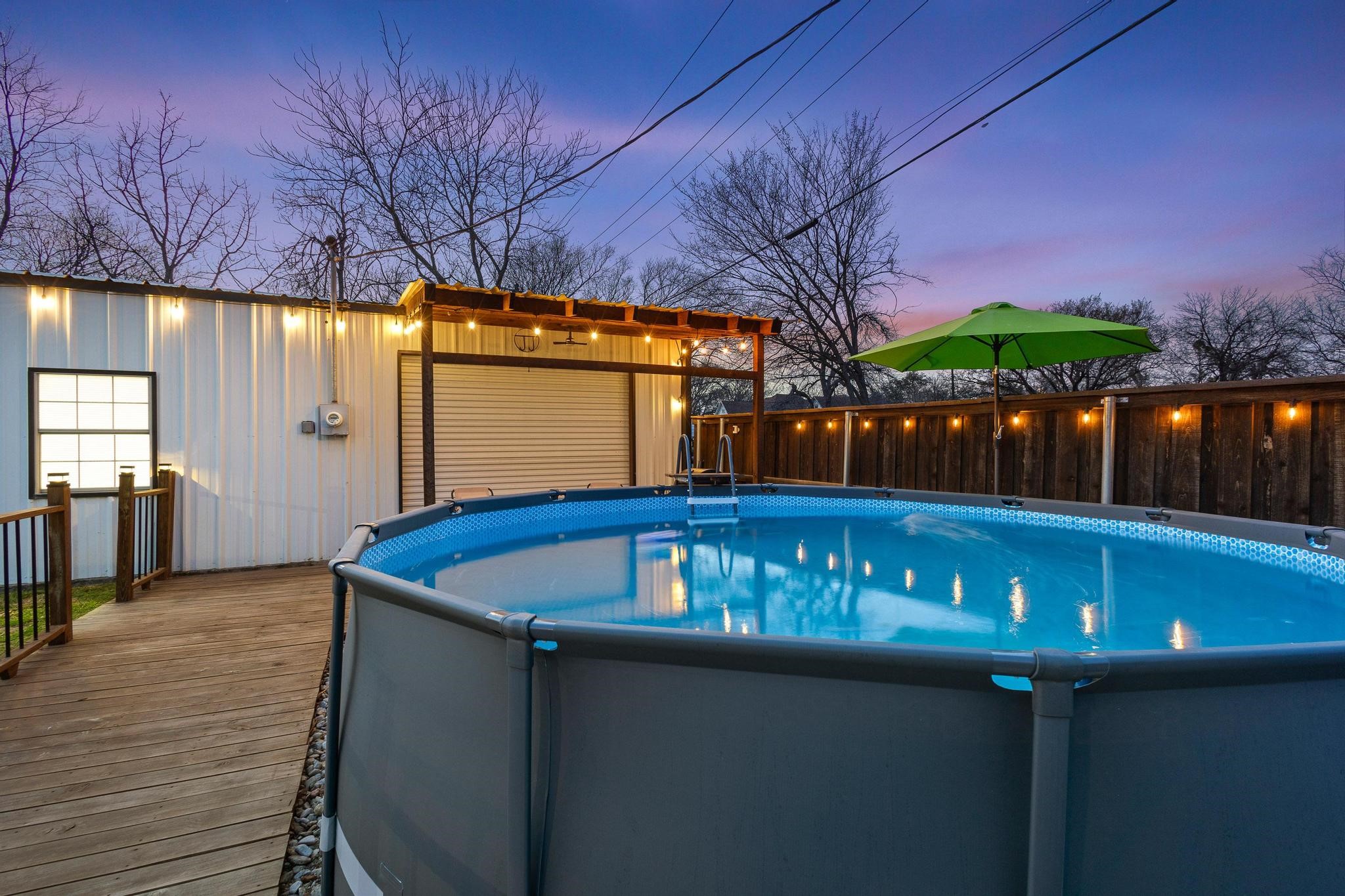 110 E Houston Street Leonard TX 75452