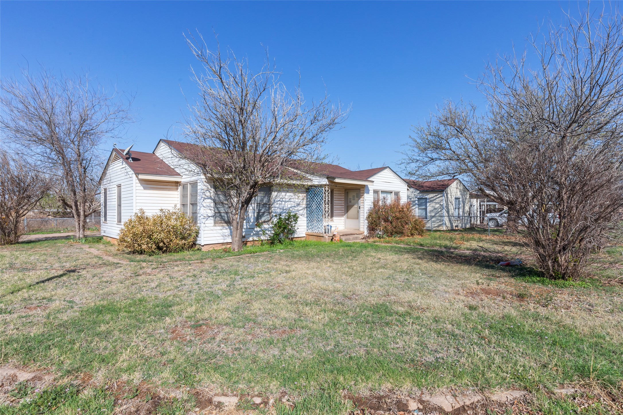 1304 Westover Drive Anson TX 79501