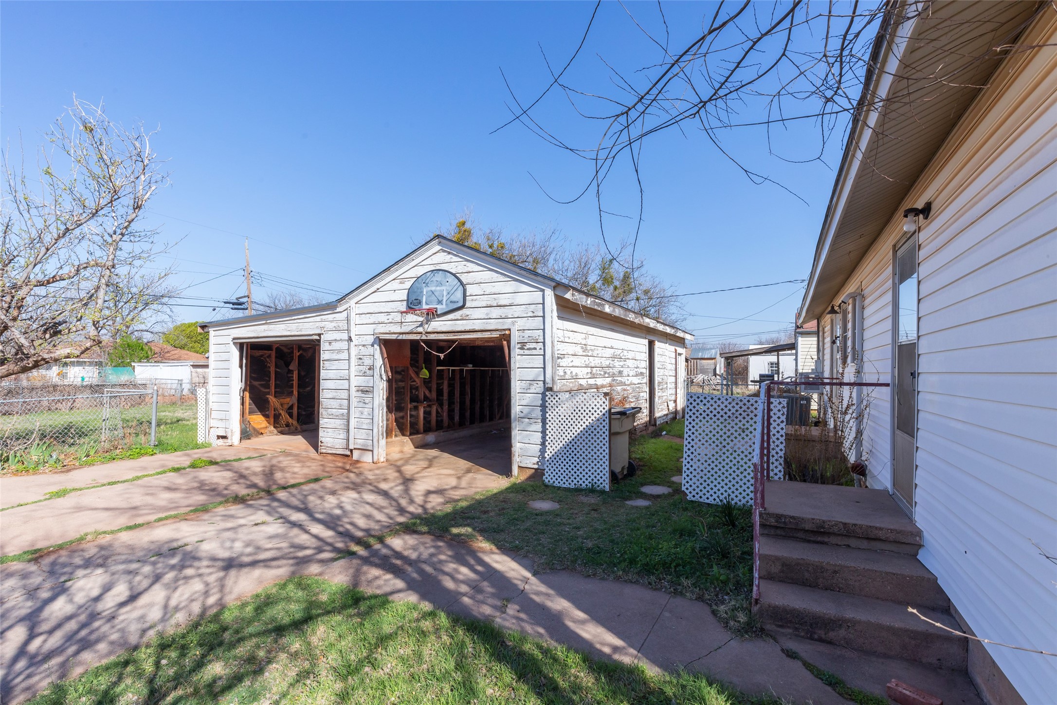 1304 Westover Drive Anson TX 79501