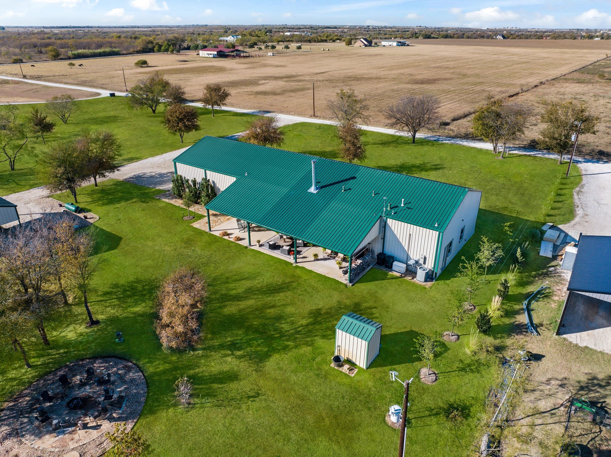 650 Scoggins Road Tioga TX 76271