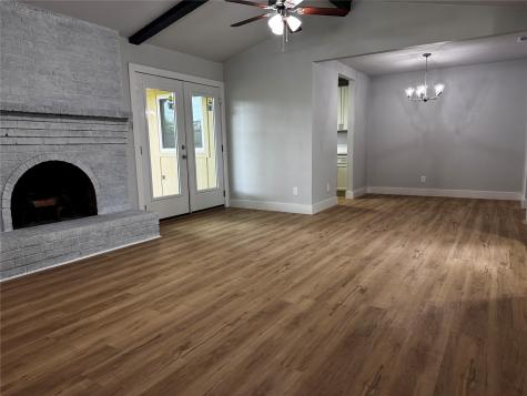 1826 Melrose Street Garland TX 75042