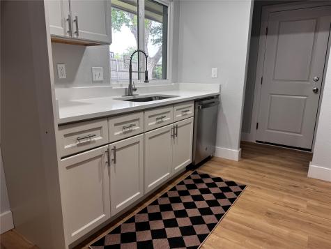 1826 Melrose Street Garland TX 75042