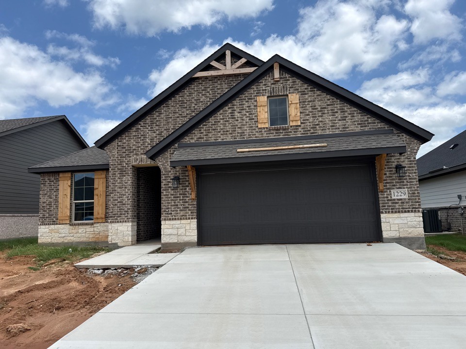 1229 Colca Drive Springtown TX 76082