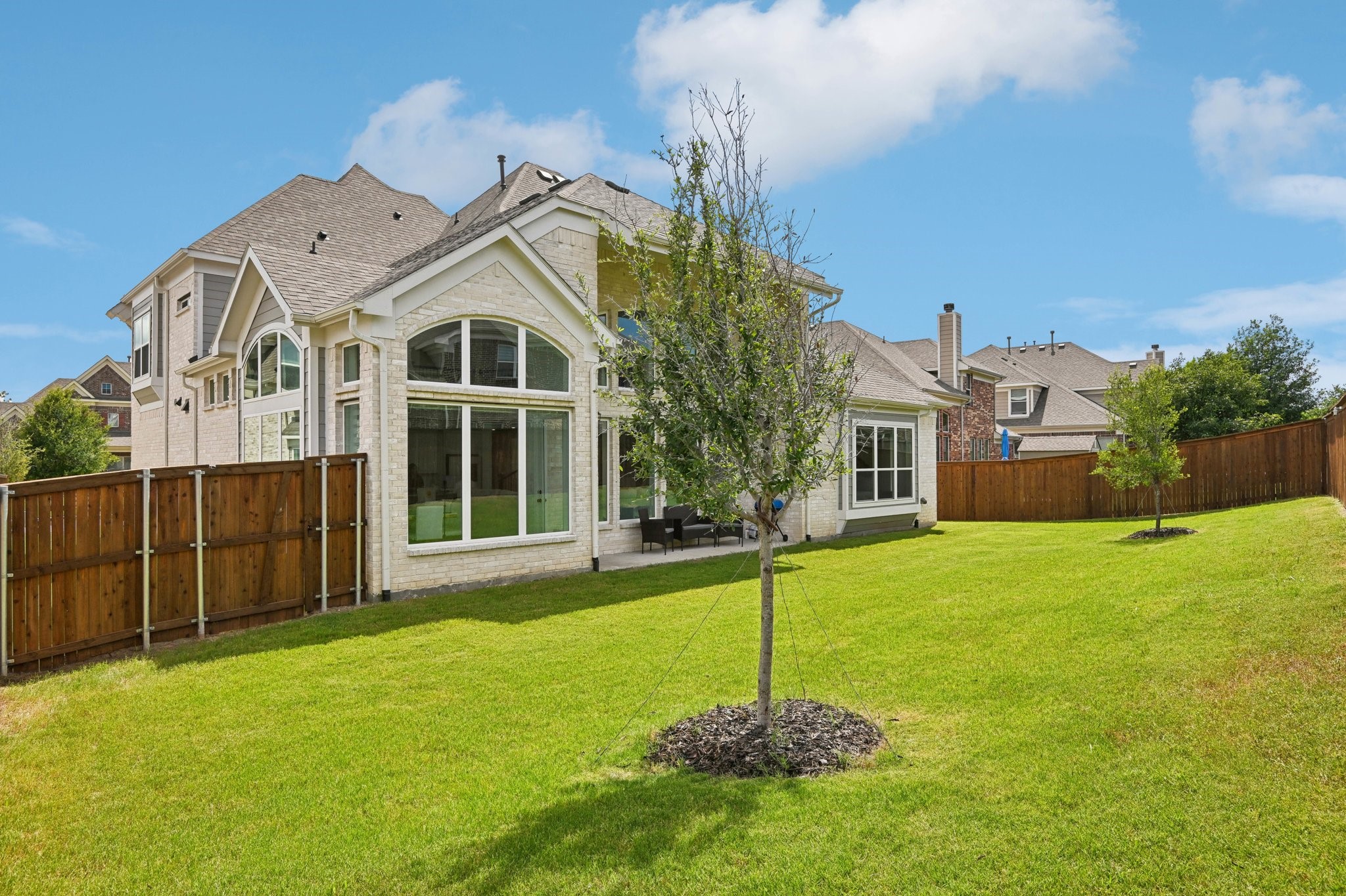 925 Oglethorpe Lane Savannah TX 76227