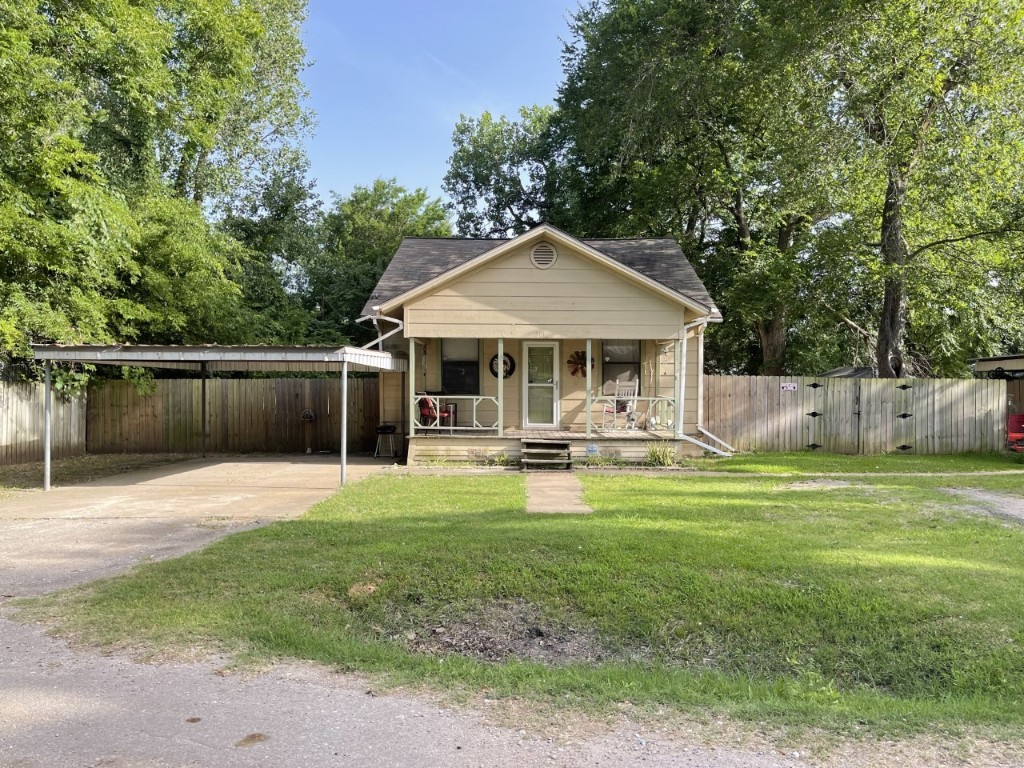 501 W Redwood Street Campbell TX 75422