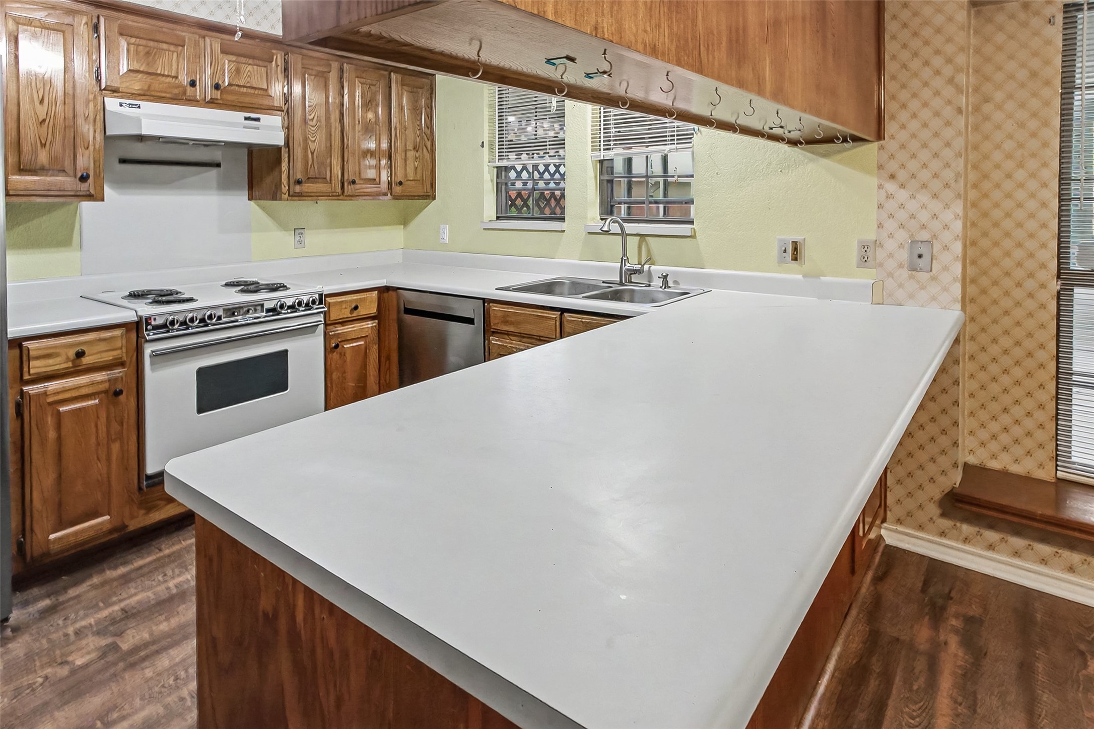 2820 Whitehurst Drive Fort Worth TX 76133